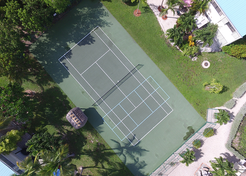 Tennis court from overhead&conn=none